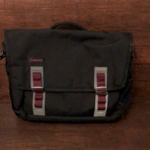 Black Timbuktu Messenger-style bag NEW with burgundy accents